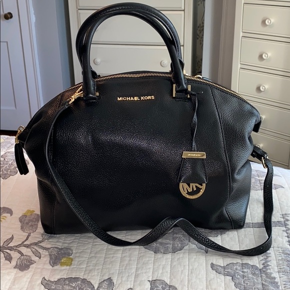 Michael Kors Handbags - Michael Kors Purse